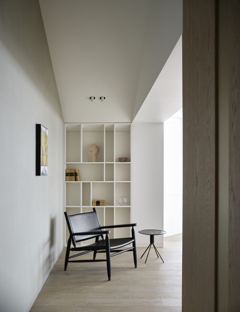 由Famenka Design设计的极简主义空间Penthouse