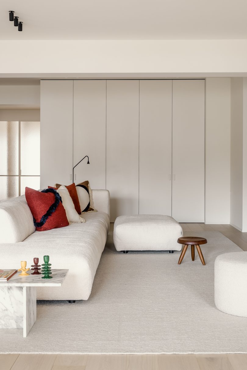 由Ville Design设计的极简主义住宅Residence HDC