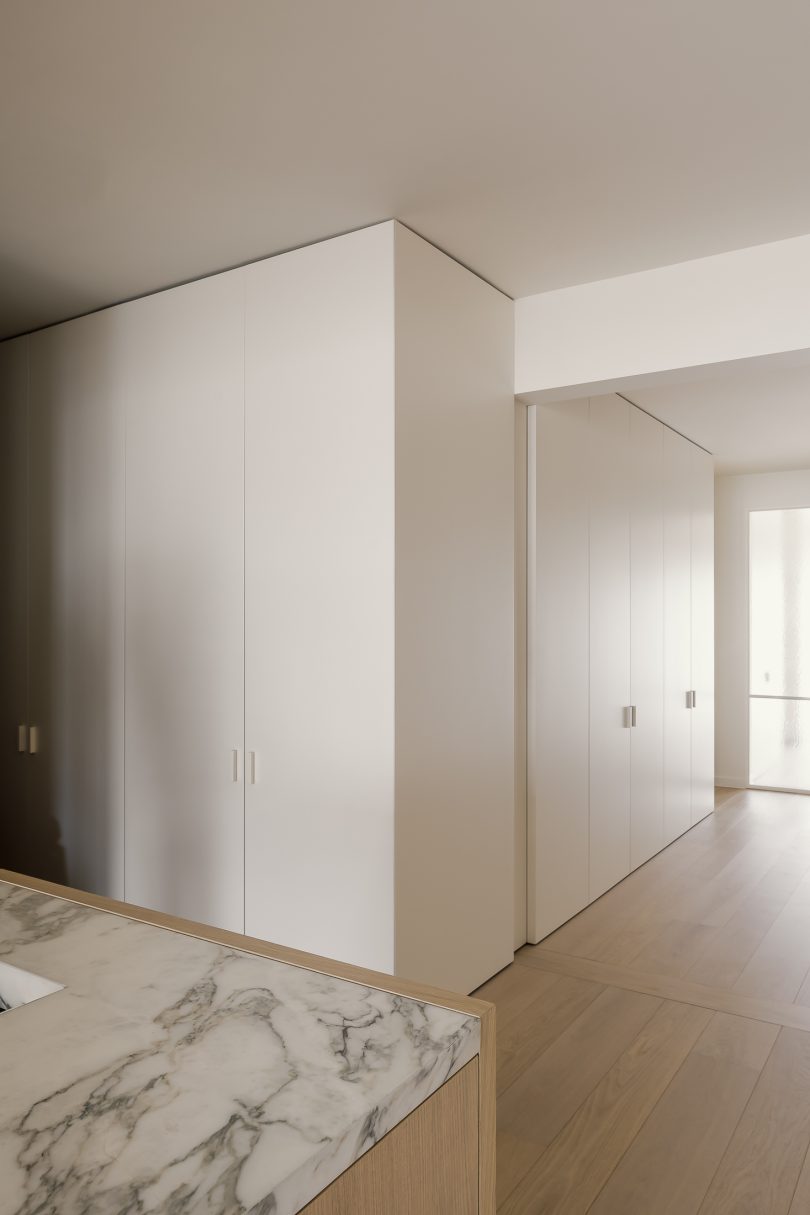 由Ville Design设计的极简主义住宅Residence HDC