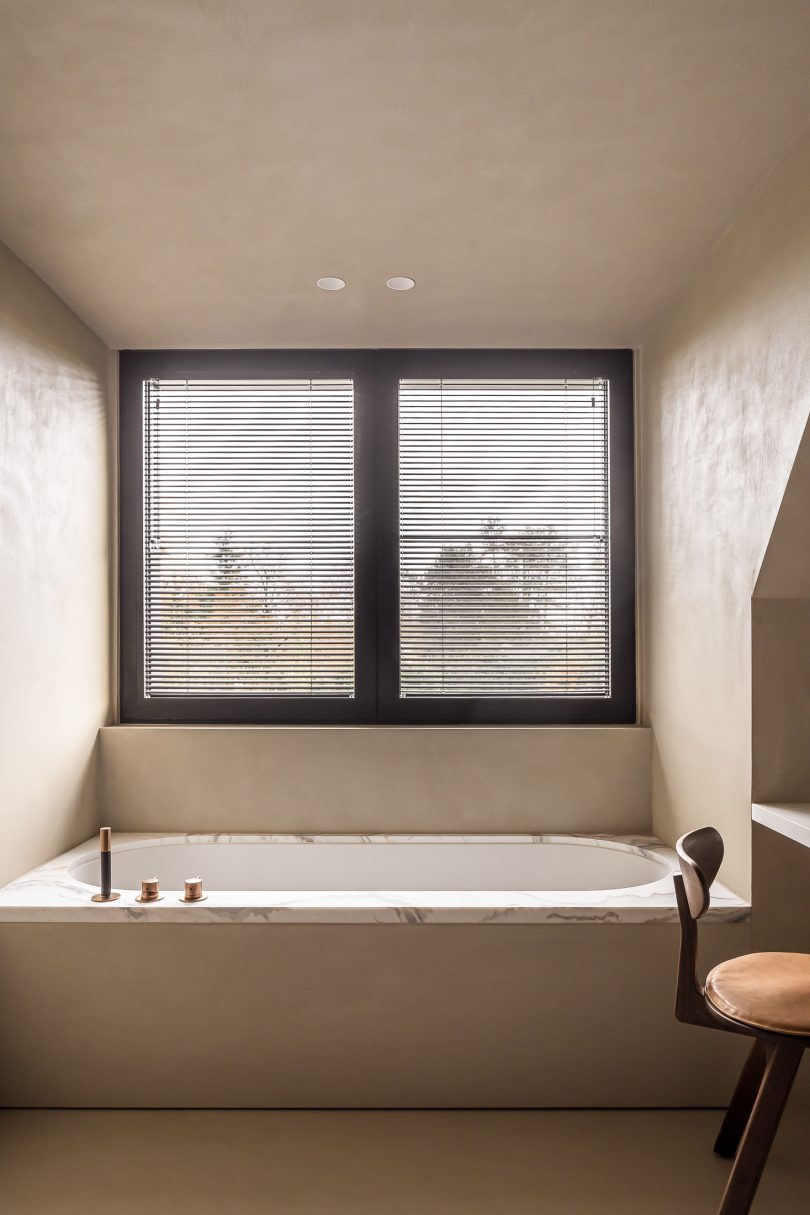 Ville Design设计的极简主义住宅Residence UM