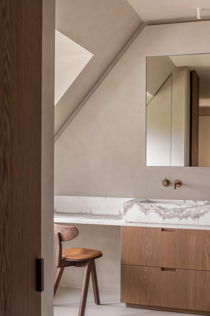 Ville Design设计的极简主义住宅Residence UM