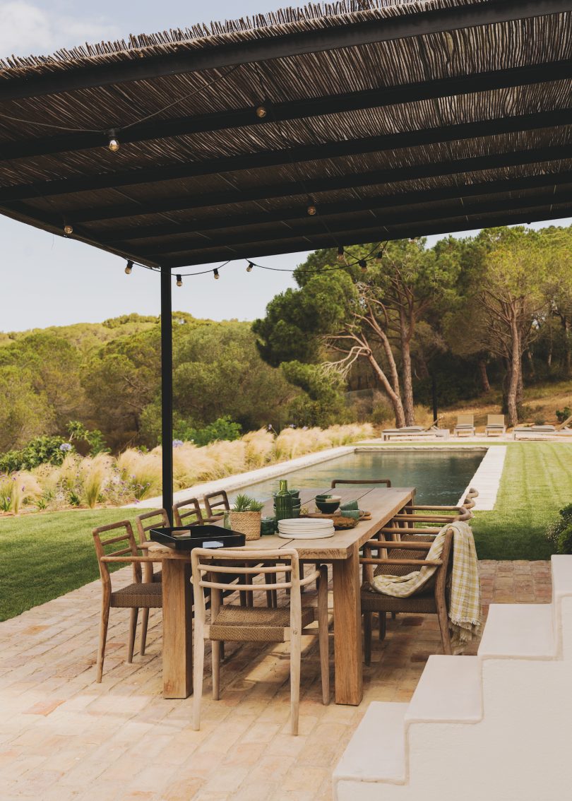 由BLOOMINT设计的简约住宅Villa Cap Roig