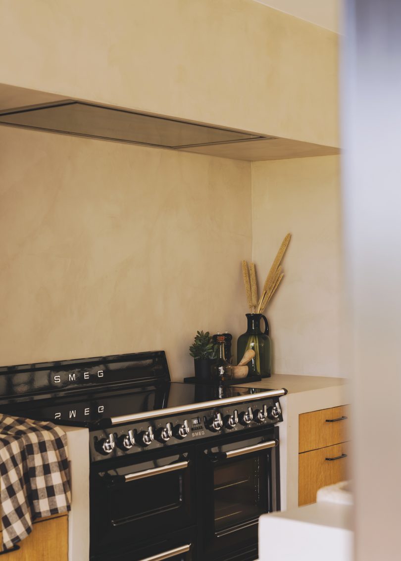 由BLOOMINT设计的简约住宅Villa Cap Roig