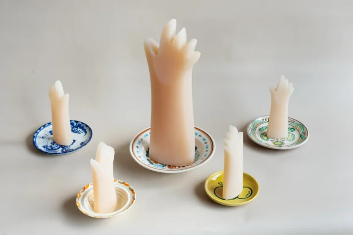 RIO KOBAYASHI为伦敦设计节展示的一个客厅装置