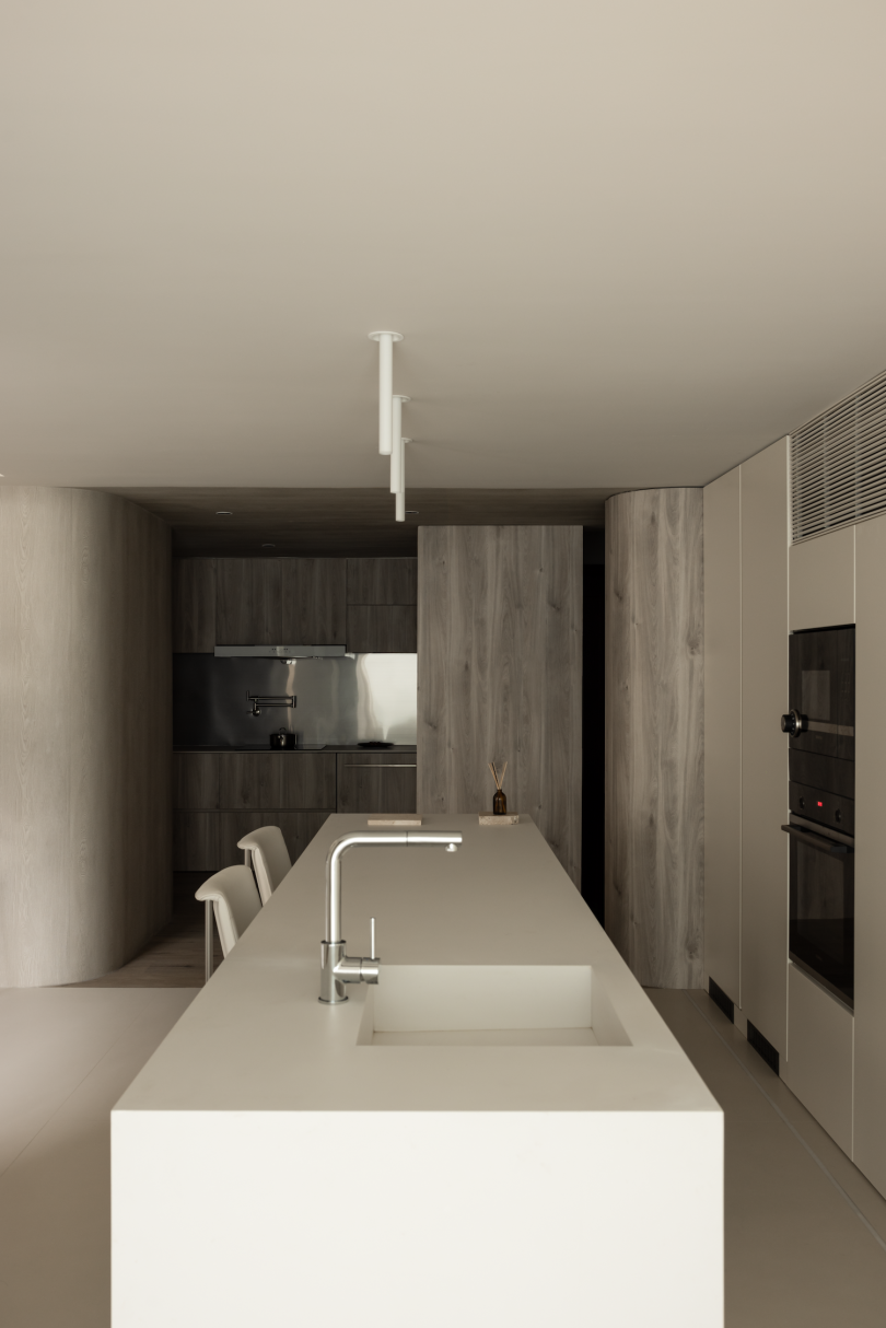 由Yanta Space Design设计的极简住宅Half Tranquil