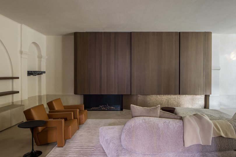 由Britt Van Namen设计的极简主义住宅KAP