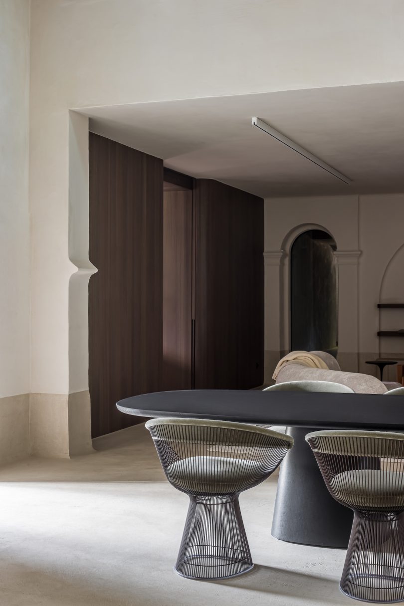 由Britt Van Namen设计的极简主义住宅KAP