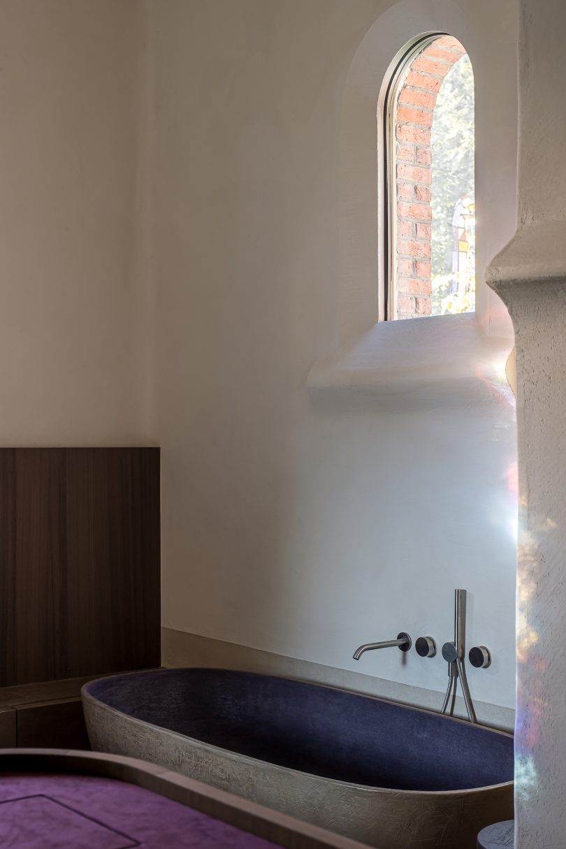 由Britt Van Namen设计的极简主义住宅KAP