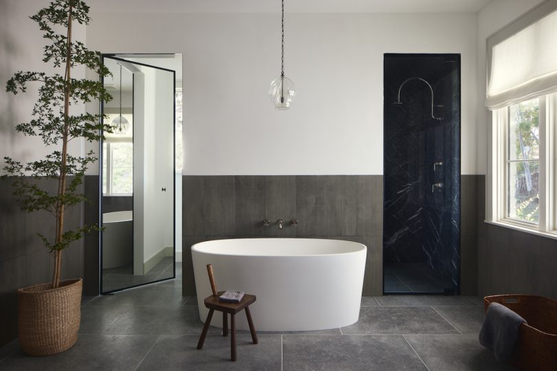 由Westbourne Studio设计的极简住宅Linea Del Cielo