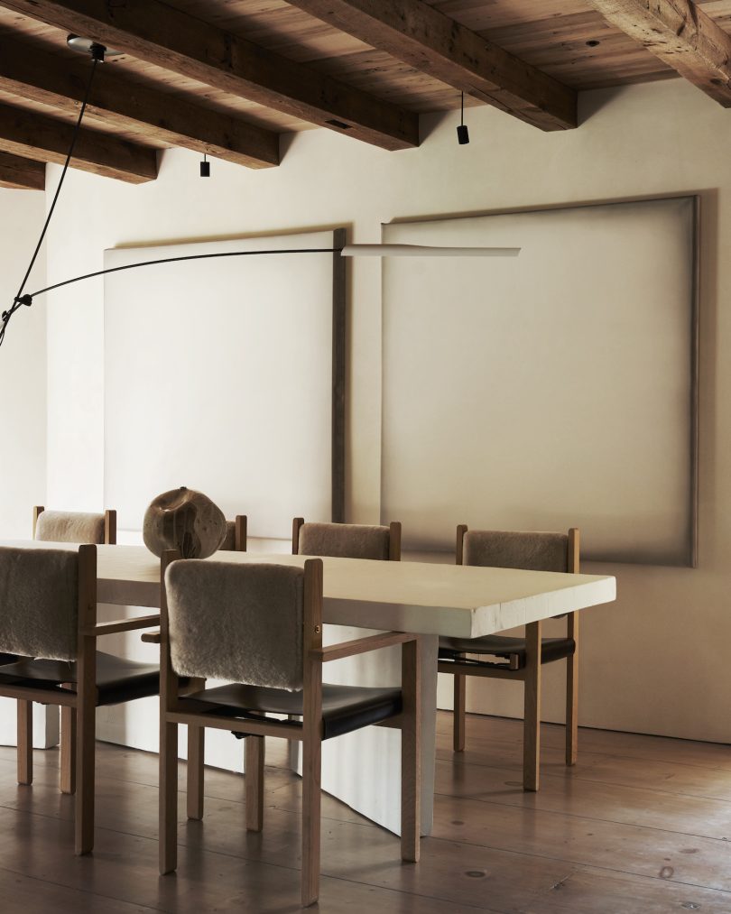 由Carlyle Designs设计的极简主义住宅MC Residence