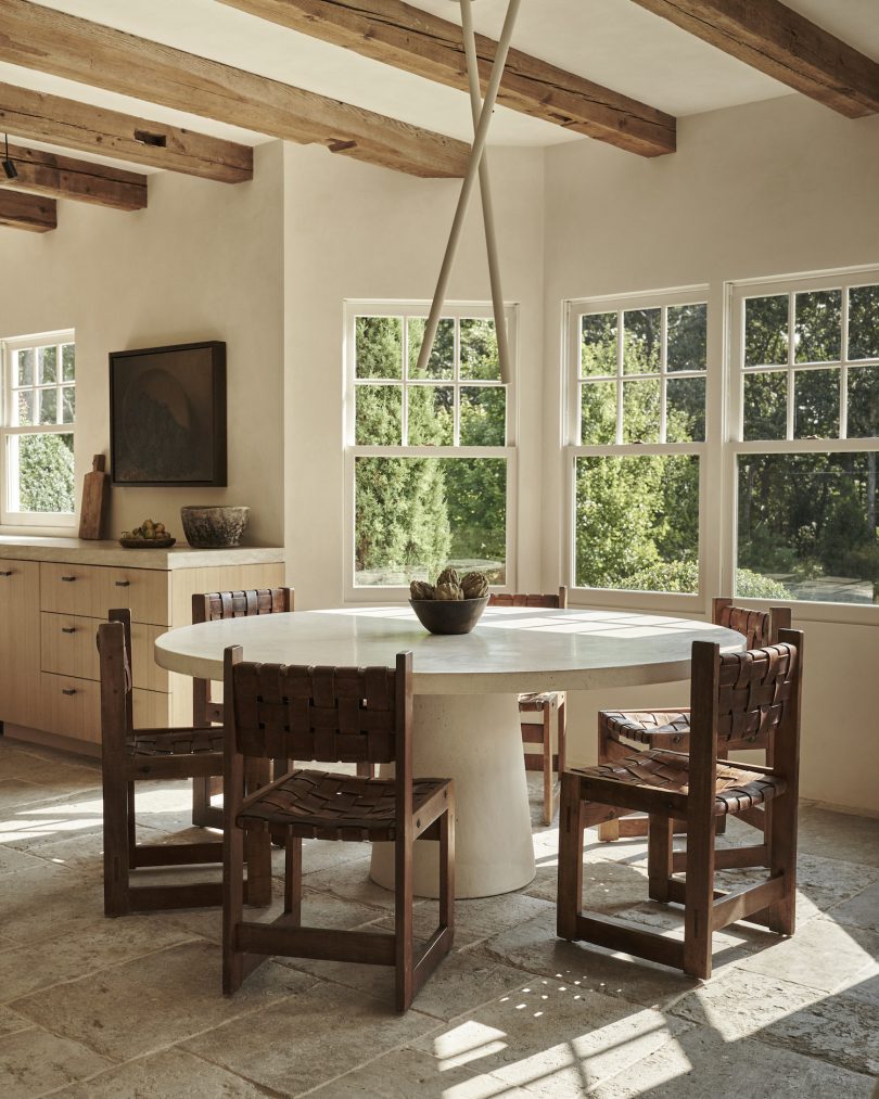 由Carlyle Designs设计的极简主义住宅MC Residence