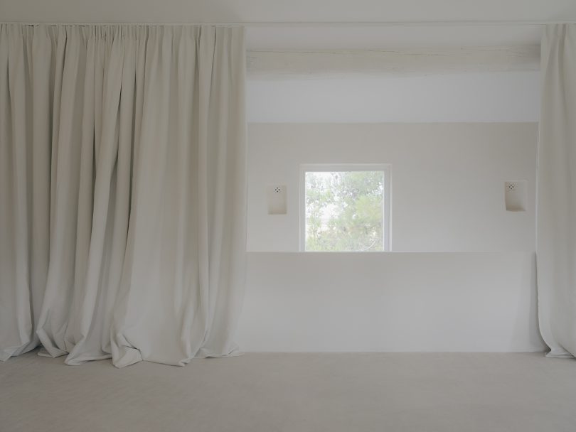 由Pareil设计的极简主义住宅Mas Baudran