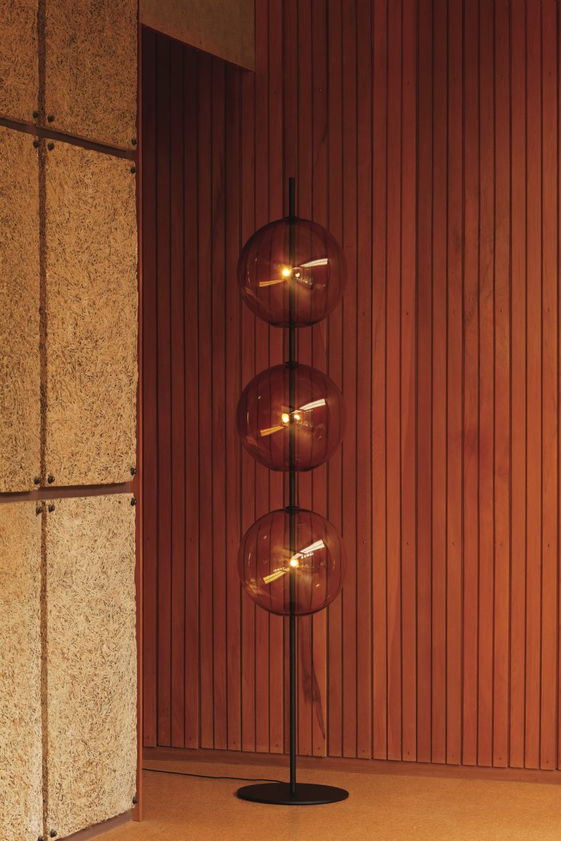 Alex Buckman为Città打造Point Floor Lamp Modular灯具