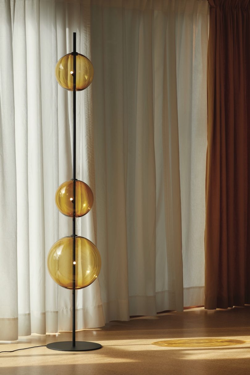 Alex Buckman为Città打造Point Floor Lamp Modular灯具