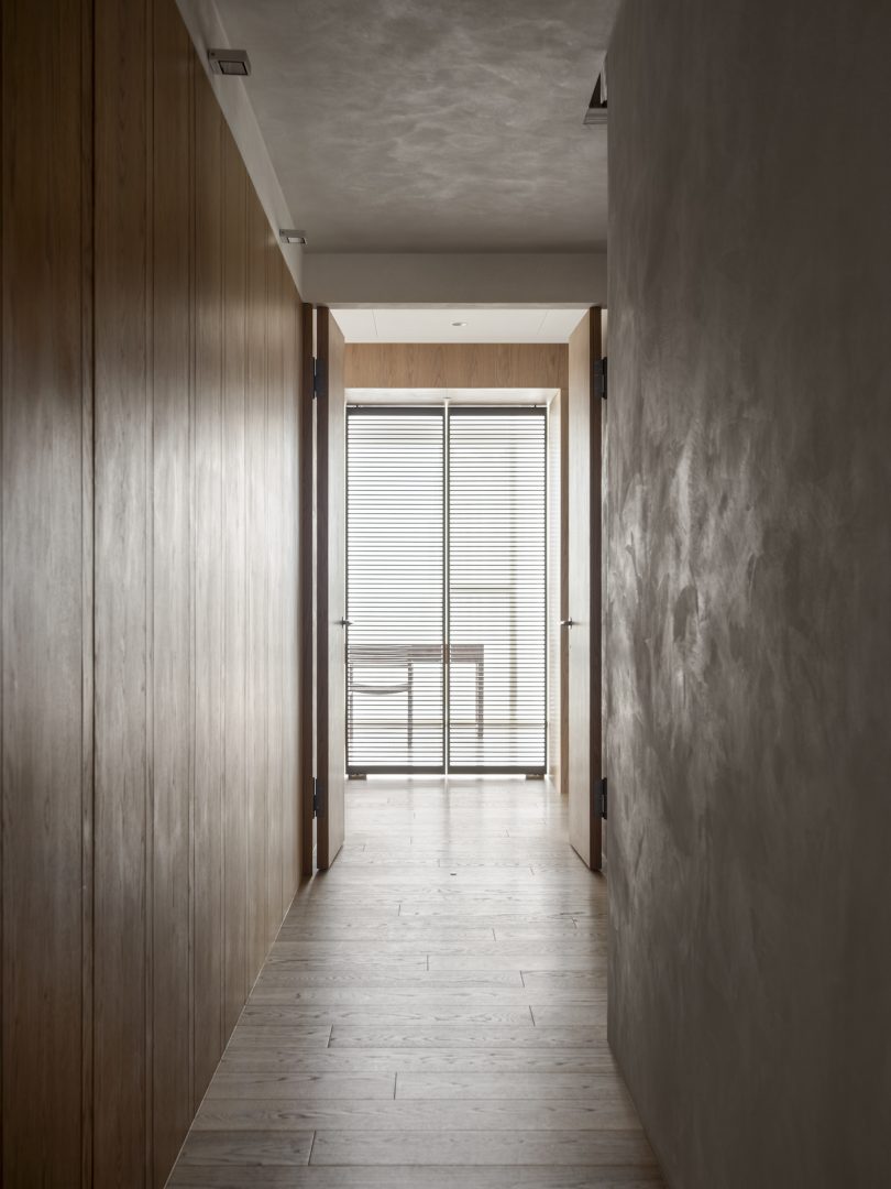 由Studio In2设计的极简主义住宅Tu Residence