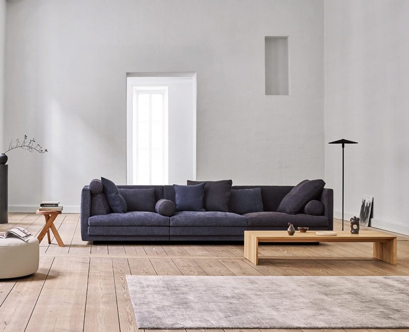 丹麦家具品牌:Jens Juul为Eilersen设计的多色沙发Cocoon