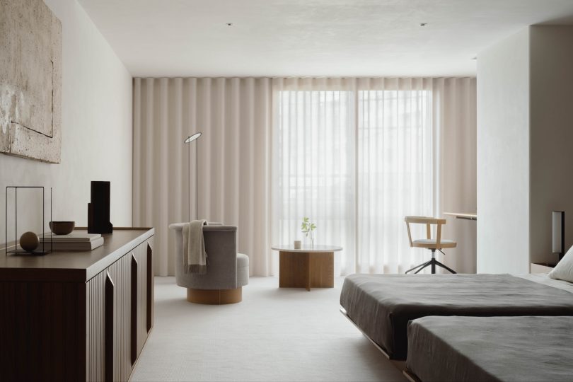 Keiji Ashizawa设计的极简空间Azabu Hills Residence