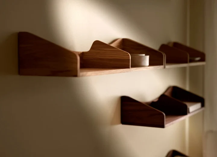 House of Finn Juhl推出Hulsø Shelf首次亮相Maison&Objet