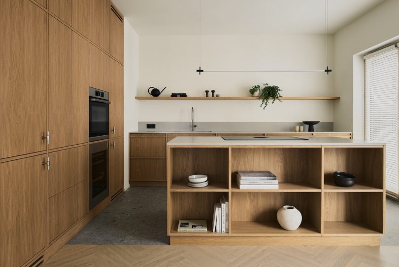 由MAP Studio设计的极简主义公寓MNN Apartment