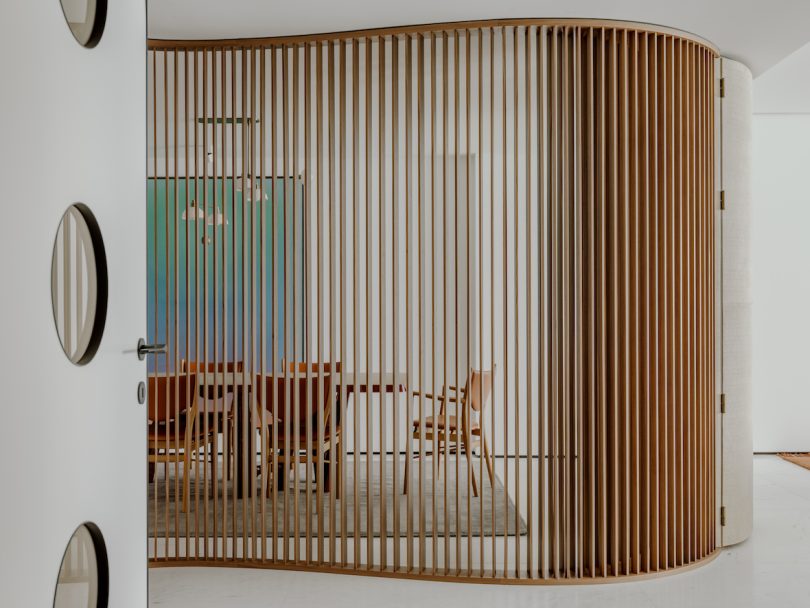 由Hino Studio设计的极简主义公寓Oceana Retreat