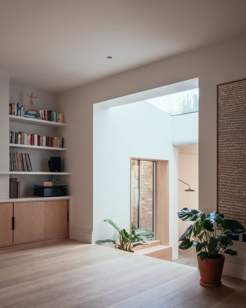Oliver Leech Architects设计的极简住宅Poet's Corner