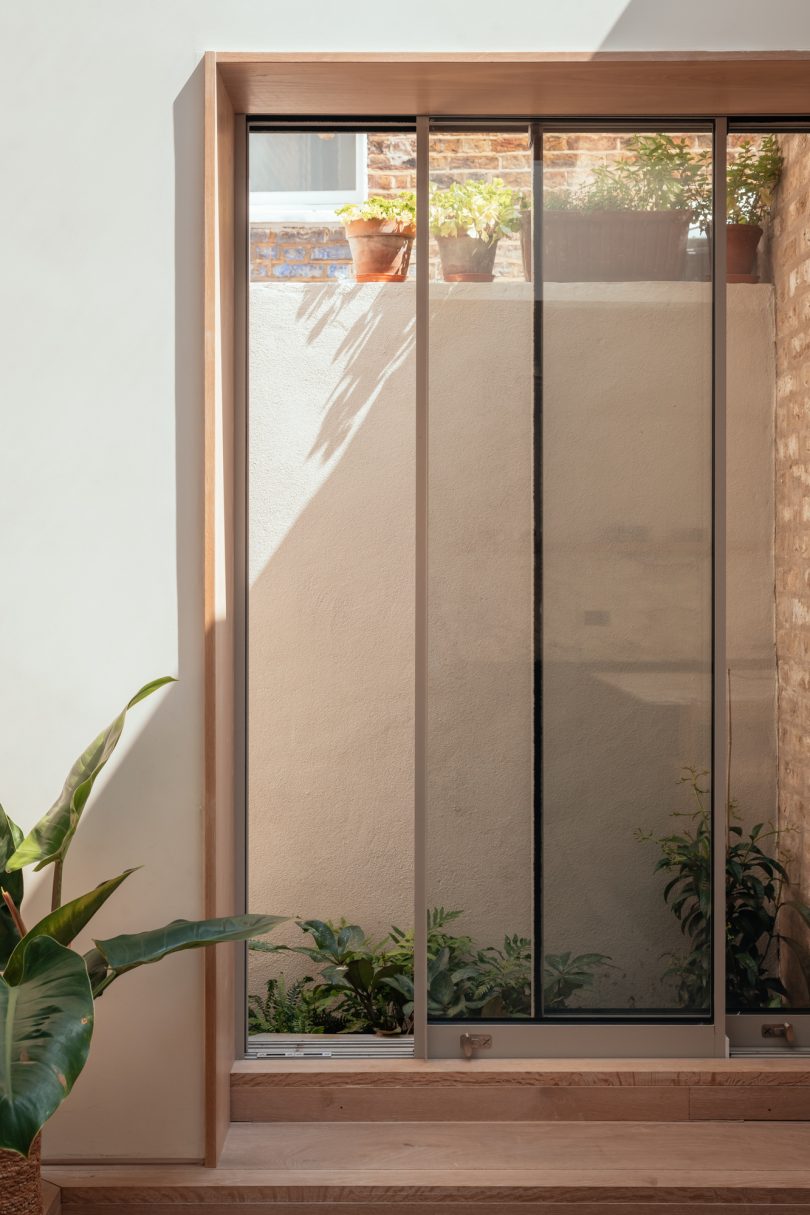 Oliver Leech Architects设计的极简住宅Poet's Corner