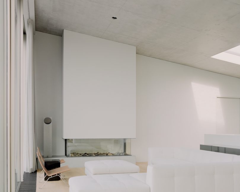 由PPAA设计的极简主义住宅Uetikon Villa