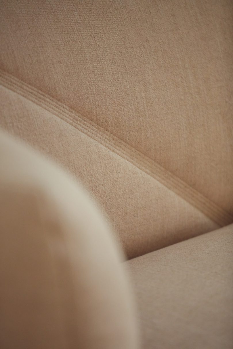 意大利家具品牌:Saba Italia推出新设计的沙发Vela Sofa