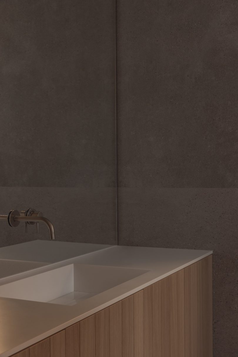 Francesc Rifé Studio设计的极简公寓Antonia Apartment