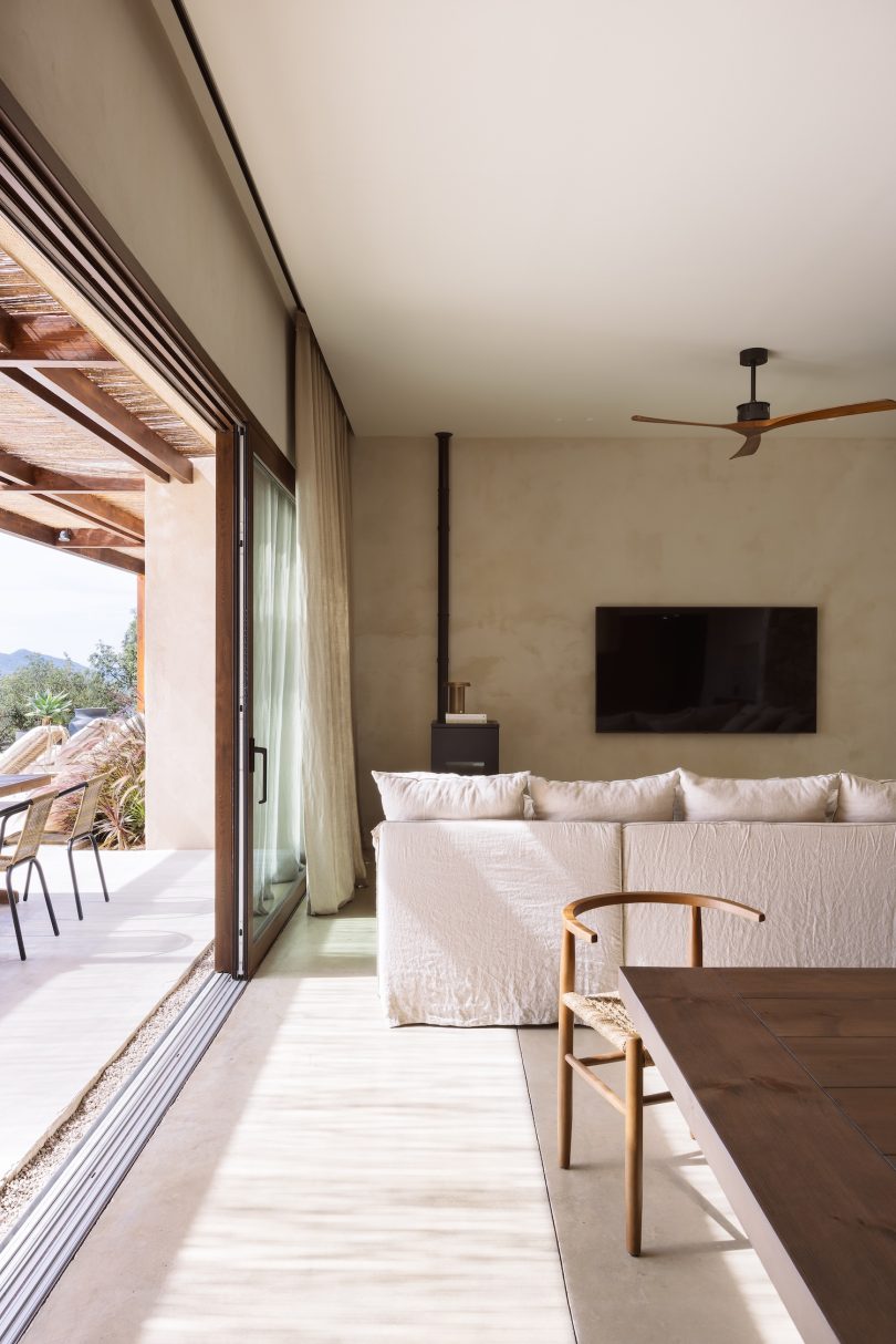 由Havital设计的极简主义住宅Eco Wise Haus
