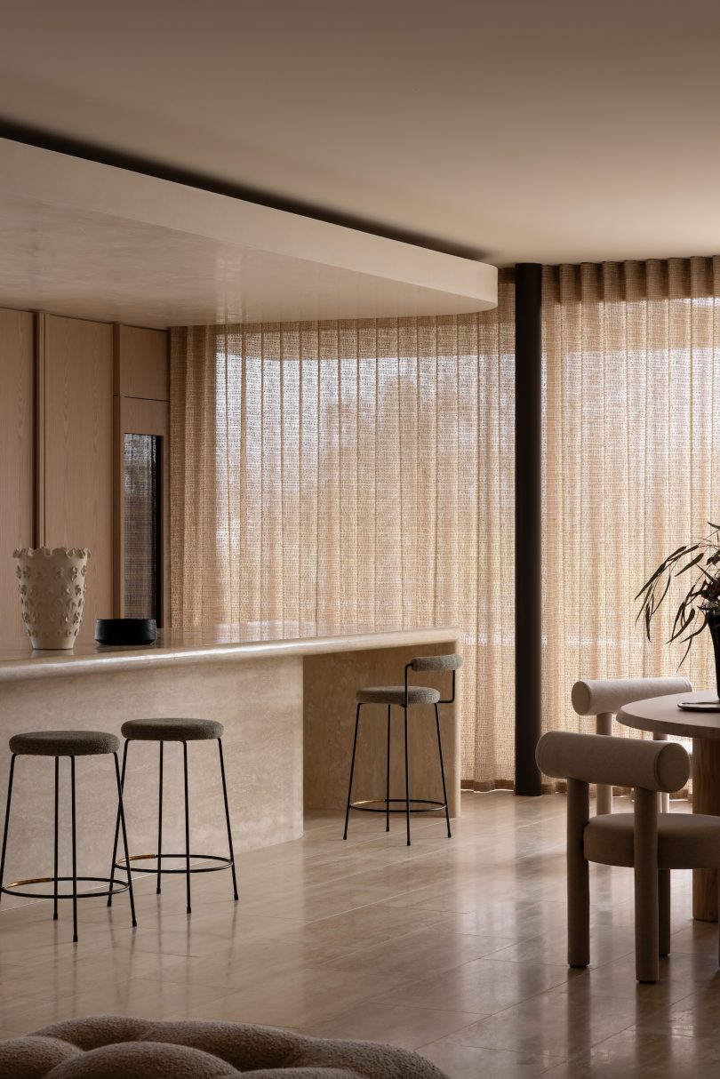 由McKimm设计的极简主义住宅Moda Apartment