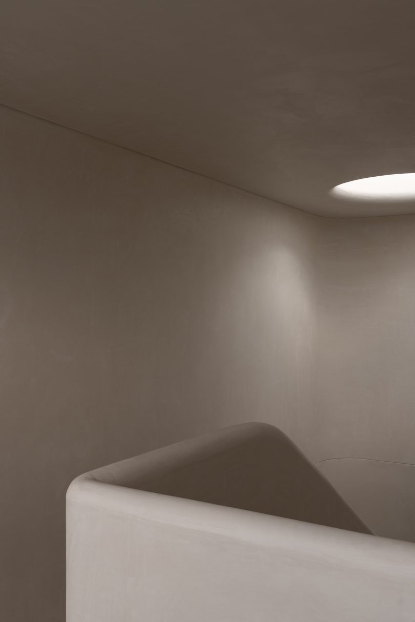 由McKimm设计的极简主义住宅Moda Apartment