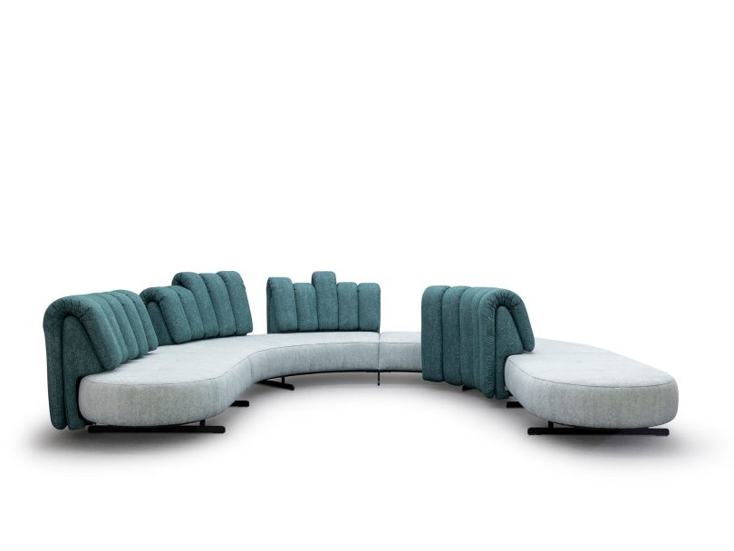 De Sede设计的DS-888 Collina沙发亮相2024米兰国际家具展