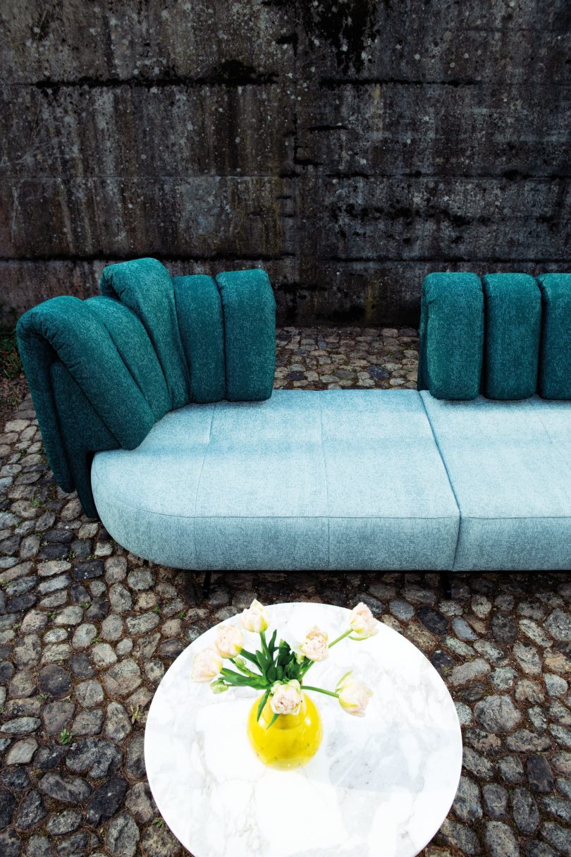 De Sede设计的DS-888 Collina沙发亮相2024米兰国际家具展