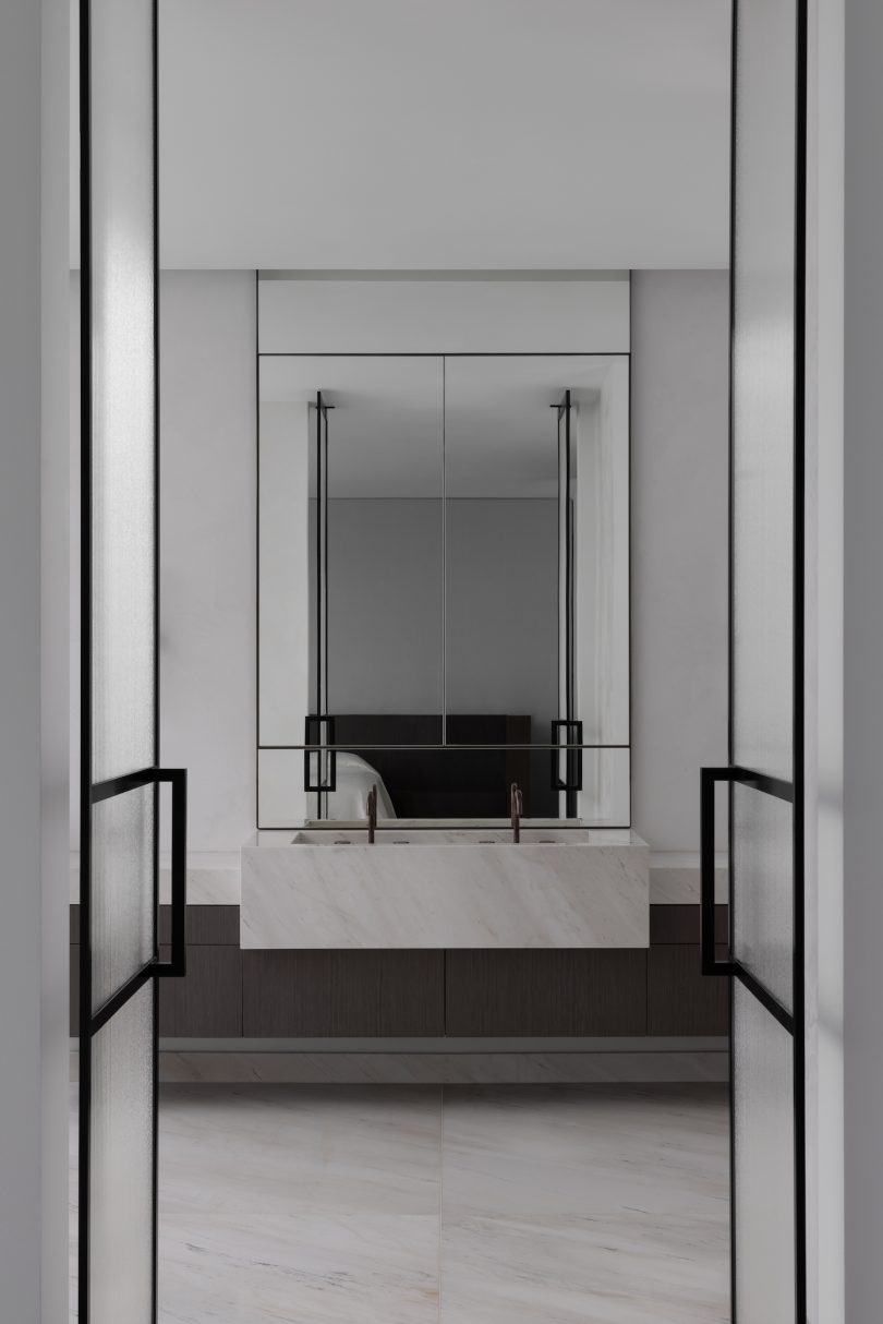 STUDIO-LIU设计的极简主义住宅CKR Residence