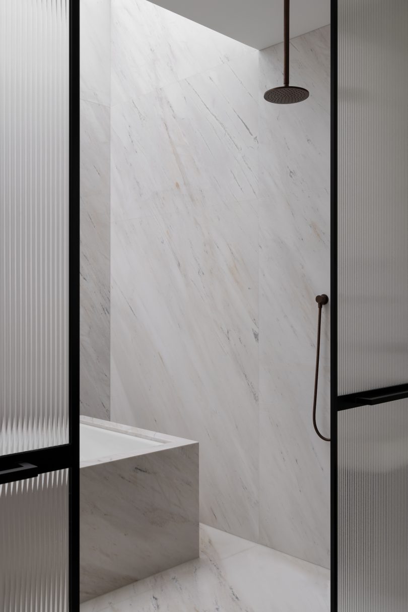 STUDIO-LIU设计的极简主义住宅CKR Residence