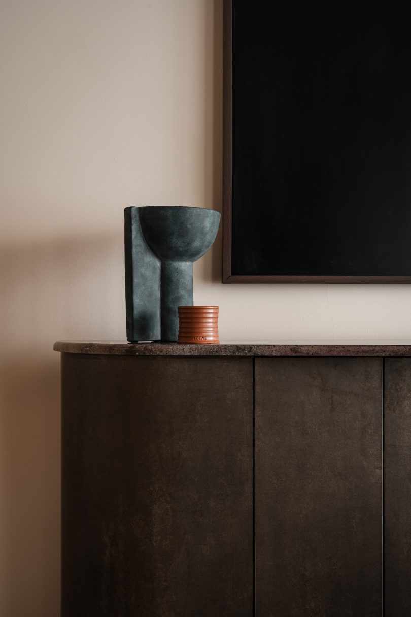 由Haus Office设计的极简主义空间Show Haus