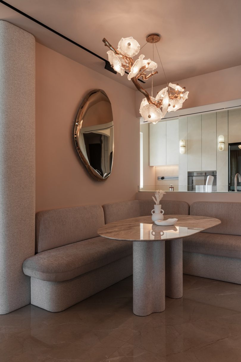 由Haus Office设计的极简主义空间Show Haus