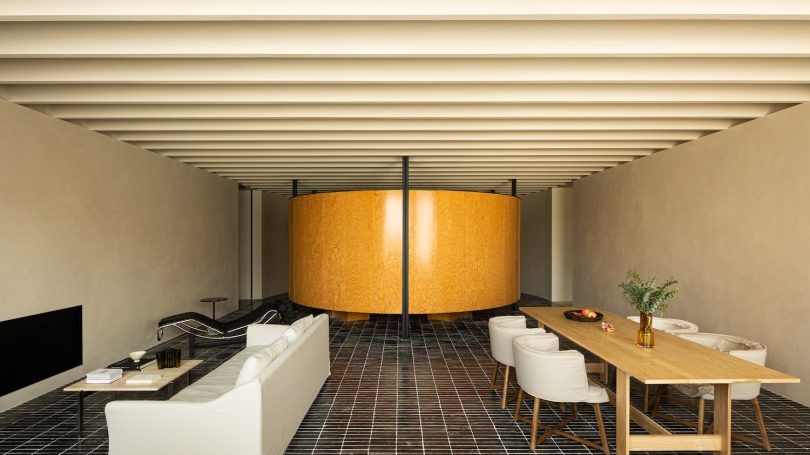 由XYH Design设计的极简主义空间Yueji Yoga