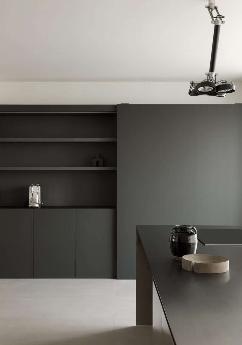 BW Timeless设计极简主义公寓Appartement UHN