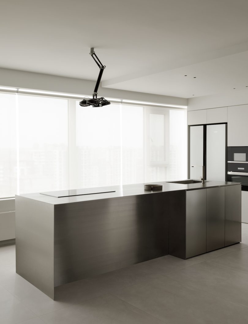 BW Timeless设计极简主义公寓Appartement UHN