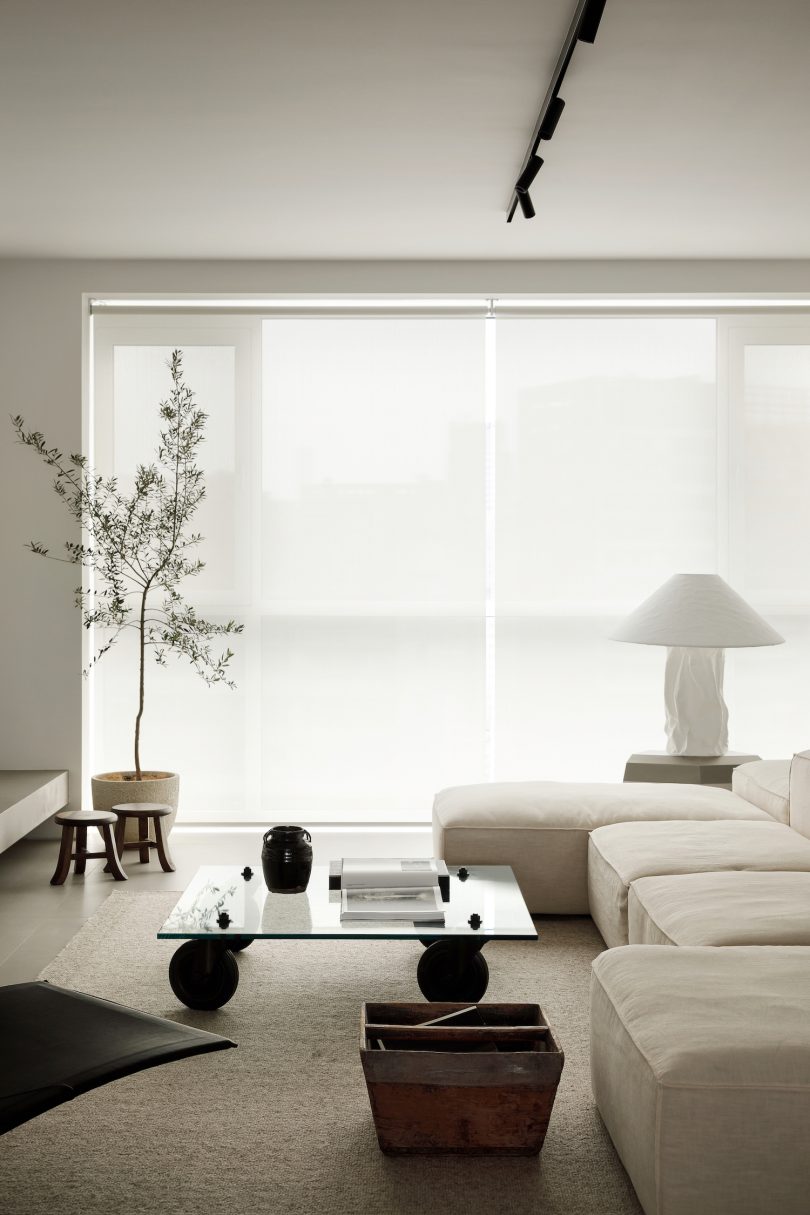 BW Timeless设计极简主义公寓Appartement UHN