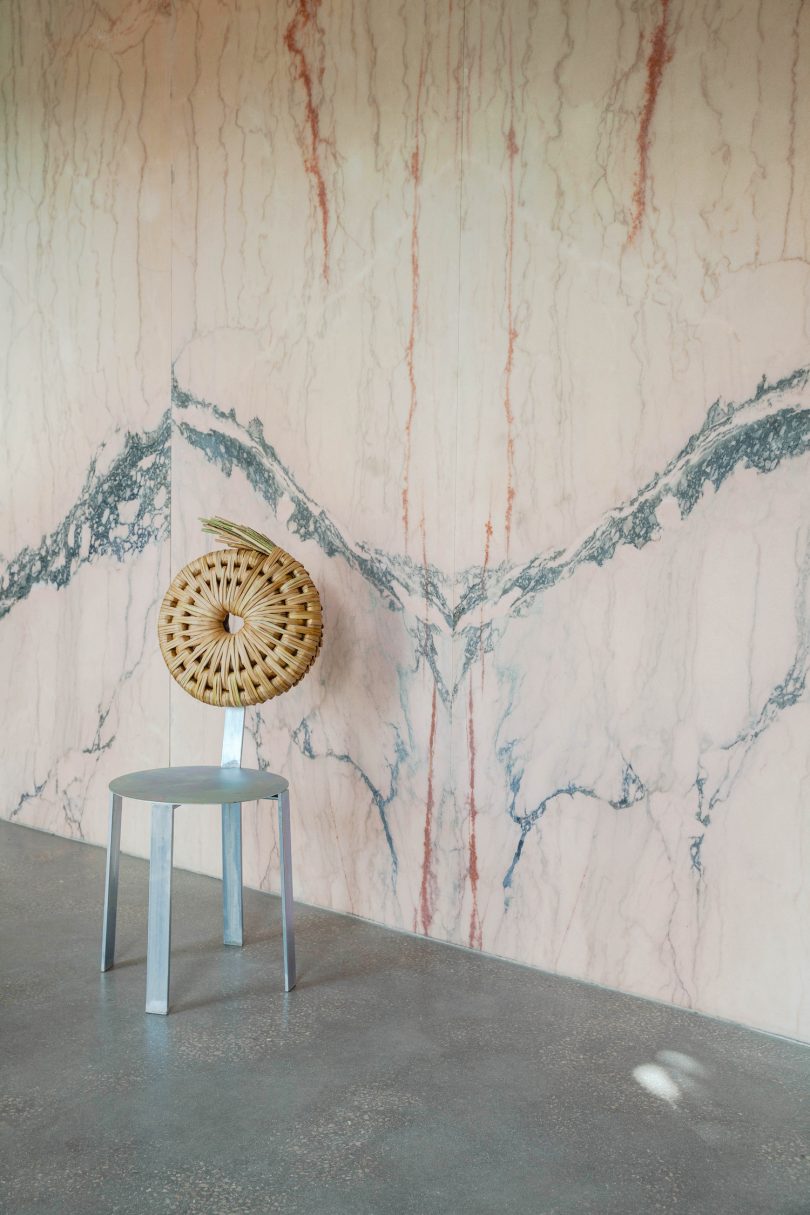 由studio MACHEIA设计的极简主义椅子Cadeira