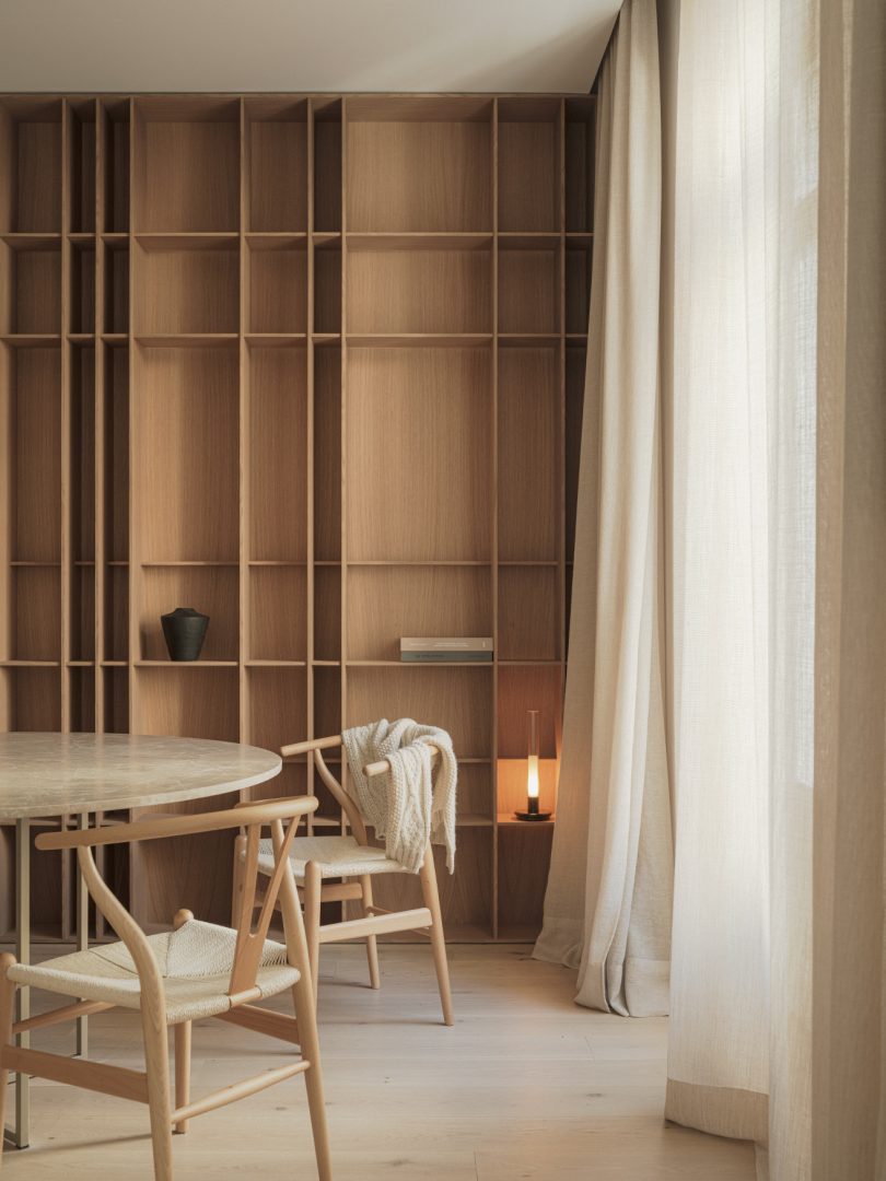 NOS Arquitectura设计的极简住宅Downtown House