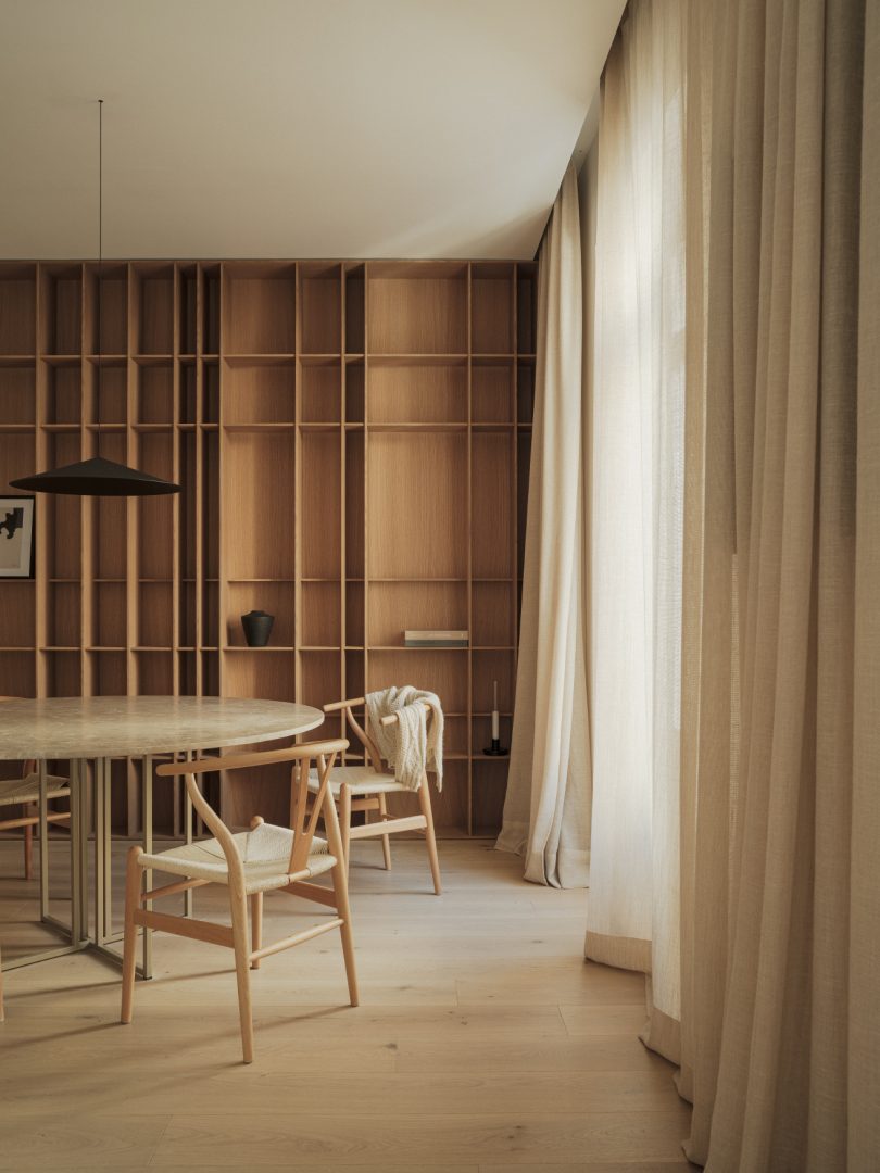 NOS Arquitectura设计的极简住宅Downtown House