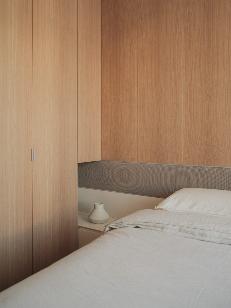 NOS Arquitectura设计的极简住宅Downtown House