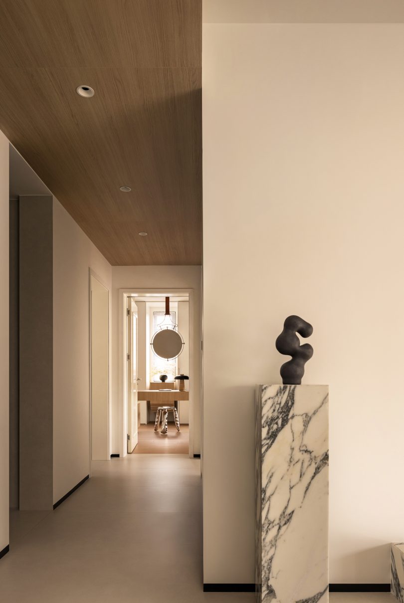 TOATA Design设计的极简主义住宅Light Symphony