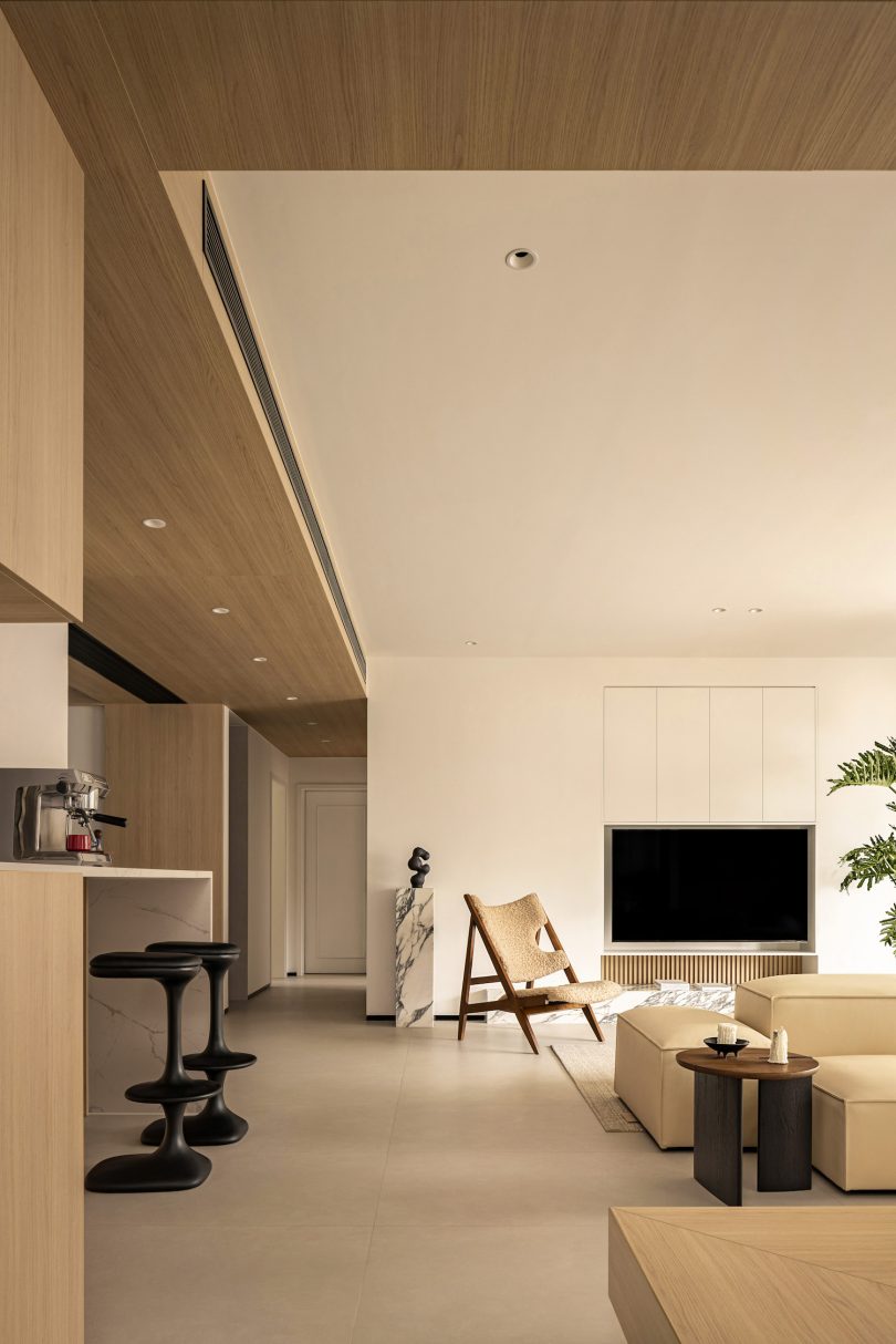 TOATA Design设计的极简主义住宅Light Symphony