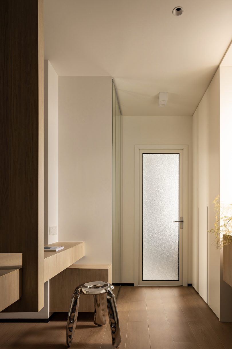 TOATA Design设计的极简主义住宅Light Symphony