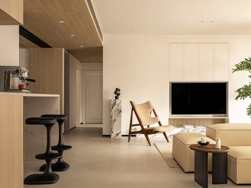 TOATA Design设计的极简主义住宅Light Symphony